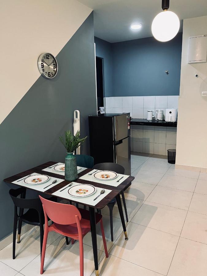 Maxim 2 Bedrooms Mrt Station Cheras Kuala Lumpur Homestay ภายนอก รูปภาพ